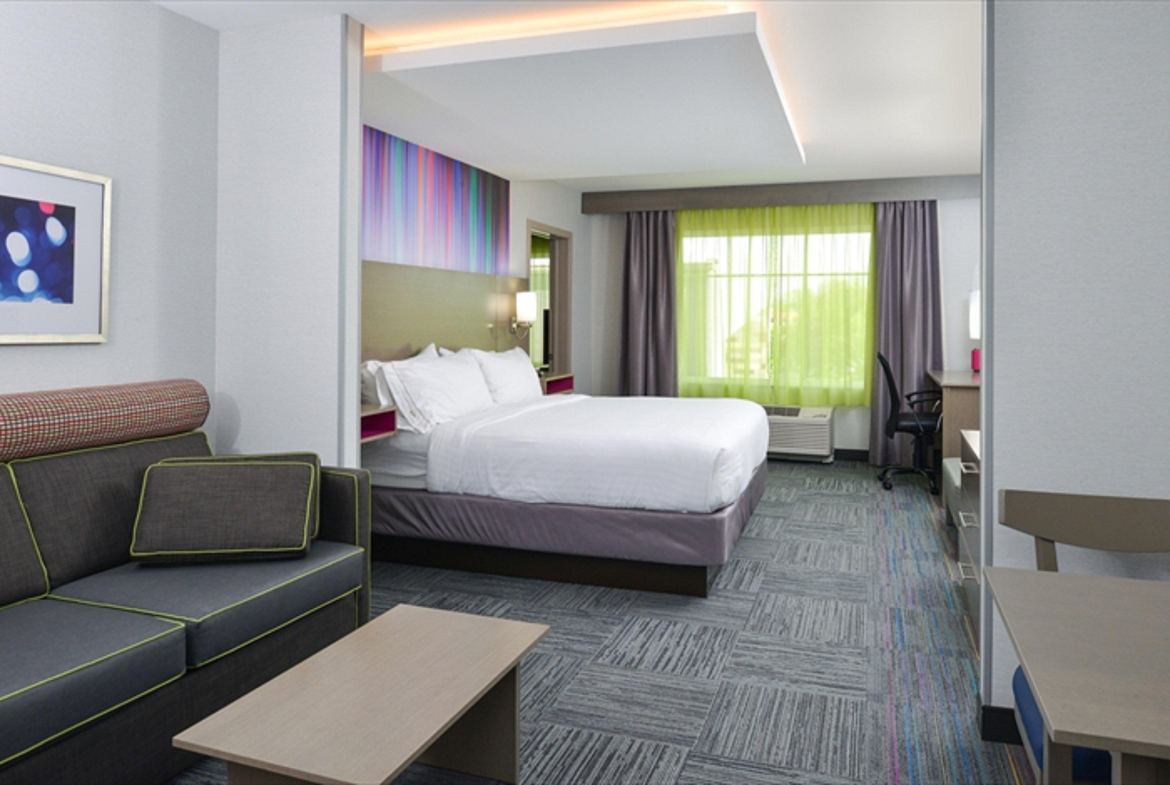 Express & By Ihg