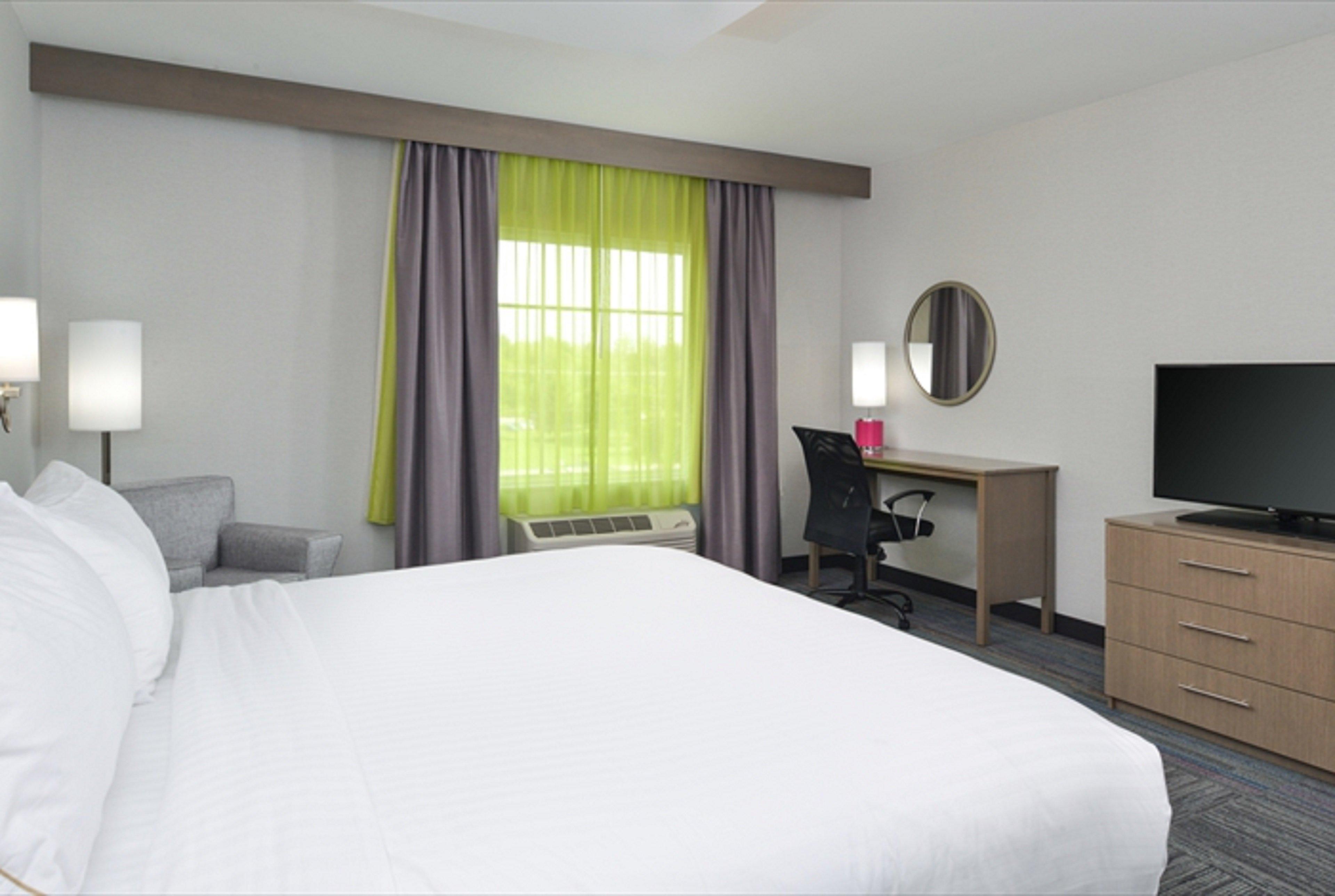 Hotel Express & By Ihg 3*