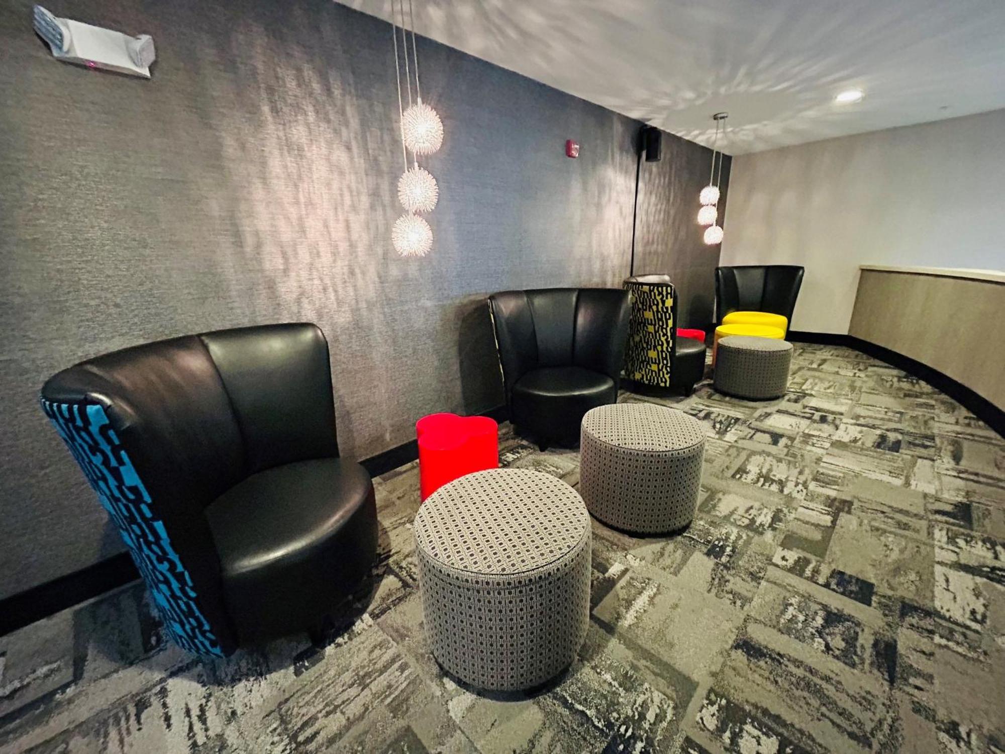 Express & By Ihg Hotel Shippensburg