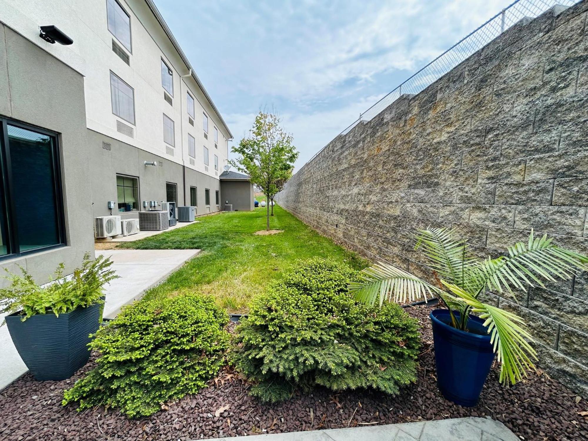 Hotel Express & By Ihg Shippensburg