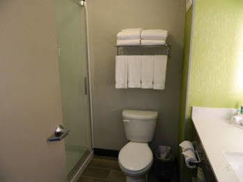 Express & By Ihg Hotel 3*