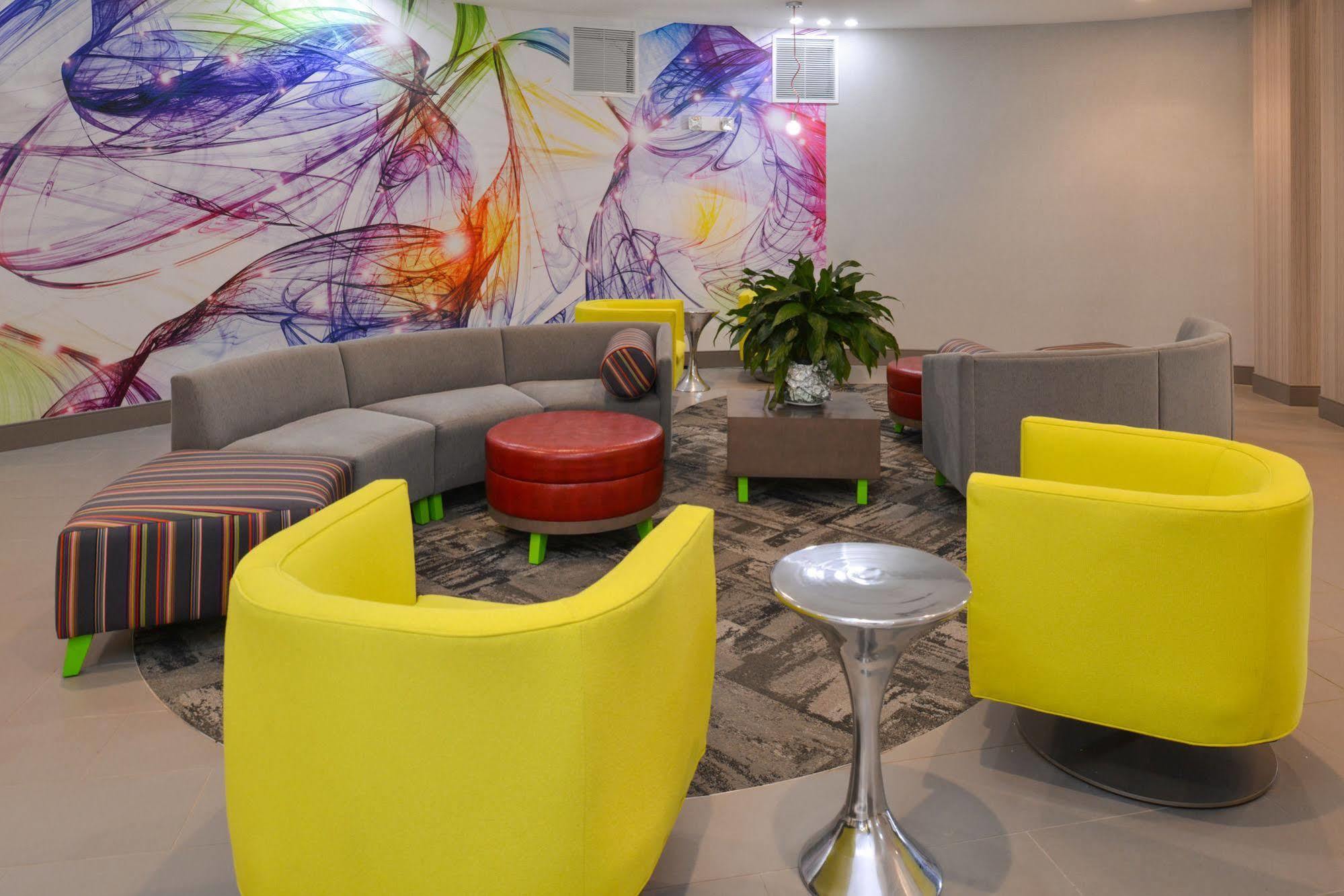 Express & By Ihg Shippensburg